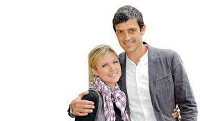 Go on to discover millions of awesome videos and pictures in thousands of other. Roman Kilchsperger Und Viola Tami Co Wie Gut Passen Sie Zusammen Gluckspost