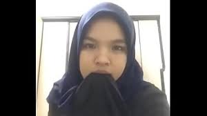 Awek Kastam Ghairah Dalam Tandas Mylucah