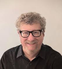 Earl Kaplan's Instagram, Twitter & Facebook