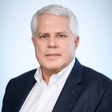 Faurecia Automotive Seating CEO And Leadership: Executives and Demographics 