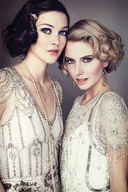 Coiffures Inspirees Des Annees 20 J Ai Dit Oui Coiffure Annee 20 Coiffure Annee 30 Look Gatsby
