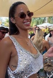 Amanda Sobol's Instagram, Twitter & Facebook