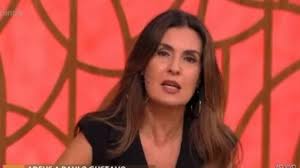 Check spelling or type a new query. Fatima Bernardes Responde Deputado Que Espalhou Fake News Sobre O Encontro Istoe Independente