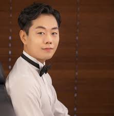 Masculine men tend to be afraid of getting upstaged or seeming gay, whereas feminine guys feel totally okay with putting themselves in compromising positions in bed. Flowerboys And The Appeal Of Soft Masculinity In South Korea Bbc News