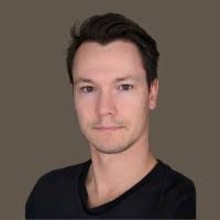 Alexander Donner's Instagram, Twitter & Facebook