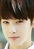 Sebelum ia terjun ke dunia hiburan korea selatan, cha eun woo ternyata sudah memiliki bakat sebagai seorang model, kala itu ia menjadi model pelajar. Cha Eun Woo Profile Age Height Biodata Facts Biography Cha Eun Woo