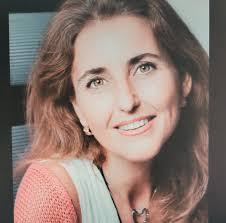 La persona que nació con el Sol y el ascendente en el mismo signo diga YO  🙋‍♂🙋‍♀ Aprovecha para guardar este post, es un clásico muy útil para  tener entre tus básicos