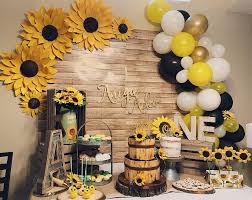 3 Giant Sunflower Backdrop Large Paper Sunflowers Handmade Sunflower Party Bee Birthday Party Sunflower Birthday Parties