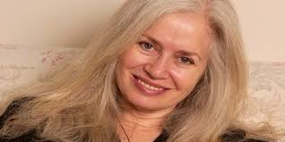 Amy Hempel lives to write, writes to live