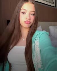 Alina est la meilleure😘 || french is beautiful💜 ! @alina ✩