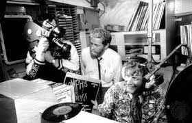Here you may listen to live online station 1950s radio gb right now for free. Radio The Rise Of Top 40 Radio Britannica