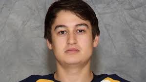 Hockey player from Coral Harbour, Nunavut, gets signed to U.S. team