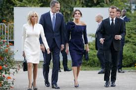 Brigitte trogneux macron wife of emmanuel macron a member of the socialist party and the youngest presidential candidate. Emmanuel Macron Brigitte Trogneux Pictures Photos Images Zimbio