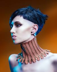 Luna by Damien Johnston & Emma Burchett » EsteticaMagazine.com