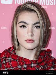 Evie hi-res stock photography and images