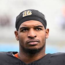 Taylor: Chase "day to day"