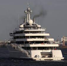 She was built by blohm + voss in 2010. Luxusproblem Mega Yacht Von Abramowitsch Zu Gross Fur Hafen Welt