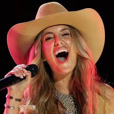 Country Music Hall of Fame Makes Huge Lainey Wilson Announcement