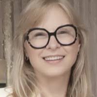 Michelle Espindola's Instagram, Twitter & Facebook