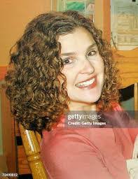 Tara Grant's Instagram, Twitter & Facebook