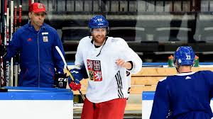 Jakub voráček se sestrou petrou. Voracek Pomaha Na Lede I Mimo Nej Zlato Z Nagana Stale K Mani Hokej Cz Web Ceskeho Hokeje