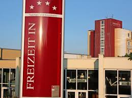 Save big with reservations.com exclusive deals and discounts. Neue Tennisplatze Fur Gottinger Hotel Freizeit In