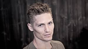Not every face shape can get away with a middle part haircut, but it's a handy style to have in your repertoire. Aveda Men 3 Hairstyles 1 Thickening Paste For Simple Styling Youtube