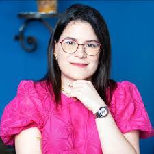 Carli Suarez's Instagram, Twitter & Facebook