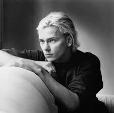 River was in la, working on a film called, dark blood, for fine line features. River Phoenix S Death Samantha Mathis Breaks Silence 25 Years Later