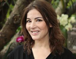 The british author and television star nigella lawson just marked the 20th anniversary of her breakout cookbook how to eat. in the years that followed, she reached the highest echelon of fame.credit.james richard geer for the new york times. Nigella Drives Fans Wild With Stunning Old School Snap Of Her At 23 Years Old Woman Home