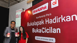 Jangan khawatir, finansialku akan menjabarkan terlebih kartu kredit ini memberikan banyak keuntungan, misalnya saja potongan harga sebesar 10% di supermarket carrefour, yang telah bekerja sama. Belanja Di Bukalapak Bisa Dibayar Dengan Cicilan Tanpa Kartu Kredit Kumparan Com