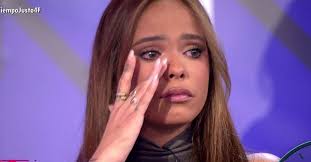 El tiempo justo: Gloria Camila rompe a llorar tras hablar de la situación con su ex, Álvaro García, y Manuel Cortés: "Llevo dos semanas saturadísima" Video | Mediaset Infinity