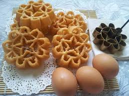 Teknik melorek corak bunga ros kek marble jelita ~ jom subscribe lagi satu resipi yang kak zaidah dapat tunaikan hajat daripada viewers dengan resipi kuih ros / kuih goyang di program. Kuih Bunga 1 Rose Cookies Food Asian Snacks