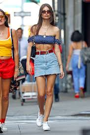 A Look Back At Emily Ratajkowski S Sexiest Style Moments Emily Ratajkowski Style Emily Ratajkowski Outfits Emily Ratajkowski Bikini