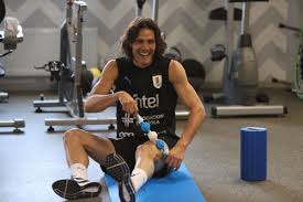This is the injury history of edinson cavani from manchester united. Ben Dinnery On Twitter Cavani Continues To Work Away From The Main Group In The Gym Uru