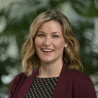 Lindsay Logan's Instagram, Twitter & Facebook