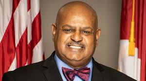 Steven Hoyt's Instagram, Twitter & Facebook