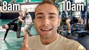 Samuel Leahy's Instagram, Twitter & Facebook