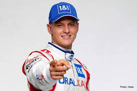 Corinna married schumacher in 1995 and they also have a daughter. Binotto Two F1 Seasons Will Be Important For Mick Grand Prix 247