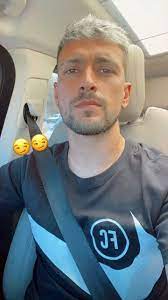 Pinte o cabelo de loiro se você quiser uma solução mais rápida. Pin De Ren Crf Em Flamengo Arrascaeta Fotos De Flamengo Flamengo Twitter