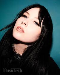 Kenya Grace is leading the next generation of bedroom producers: “If you  can use a DAW, you can do anything you want”