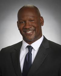 Elkhart Chamber names Levon Johnson new president