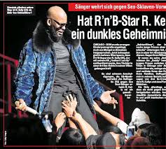 Kelly's former girlfriends azriel clary and joycelyn savage fighting in chicago's trump tower landed on the internet. Hat R N B Star R Kelly Ein Dunkles Geheimnis Pressreader