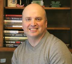 Robert Bias's Instagram, Twitter & Facebook