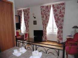 Notre dame, versailles les prés, versailles mairie, versailles chantiers, versailles montreuil, versailles clagny, versailles glatigny, versailles porchefontaine, agence mat immobilier, mat immobilier versailles, benatar. Achat Appartement Versailles 78000 A 286 000 9774332 En 2020 Vendre Appartement Vente Appartement Appartement