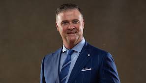 The Unstoppable Coach Mitchell | UK Healthcare