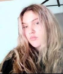 Amanda Muhlenberg's Instagram, Twitter & Facebook