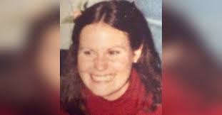 Debbie Mendenhall's Instagram, Twitter & Facebook