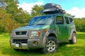 趣味人が狙うホンダの個性派 エレメント は広大ラゲッジ 防水フロアのデキるヤツ camp hack キャンプハック ホンダエレメント ホンダ キャンプ 車
