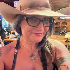 𝙲𝚢𝚗𝚝𝚑𝚒𝚊 𝙻𝚎𝚊 𝙷𝚊𝚛𝚛𝚒𝚜𝚘𝚗 (@cynthialeaharrison) • Instagram  photos and videos